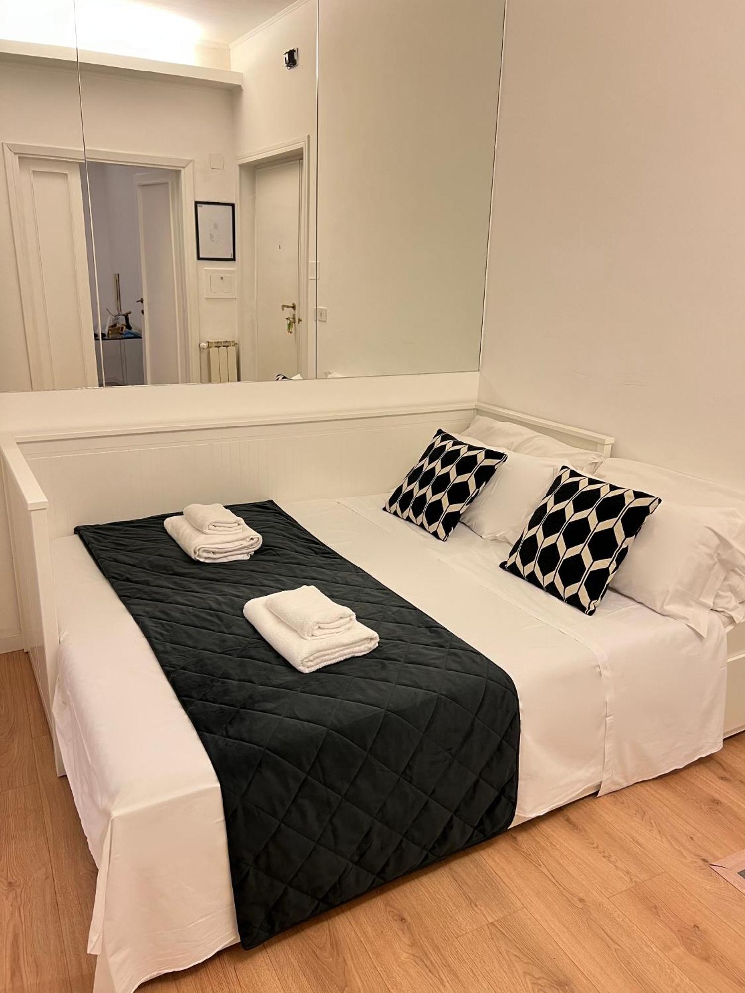 Luxury Suite Rialto Rome Bagian luar foto